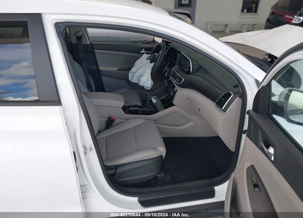 2021 HYUNDAI TUCSON SE VIN: KM8J23A43MU309800