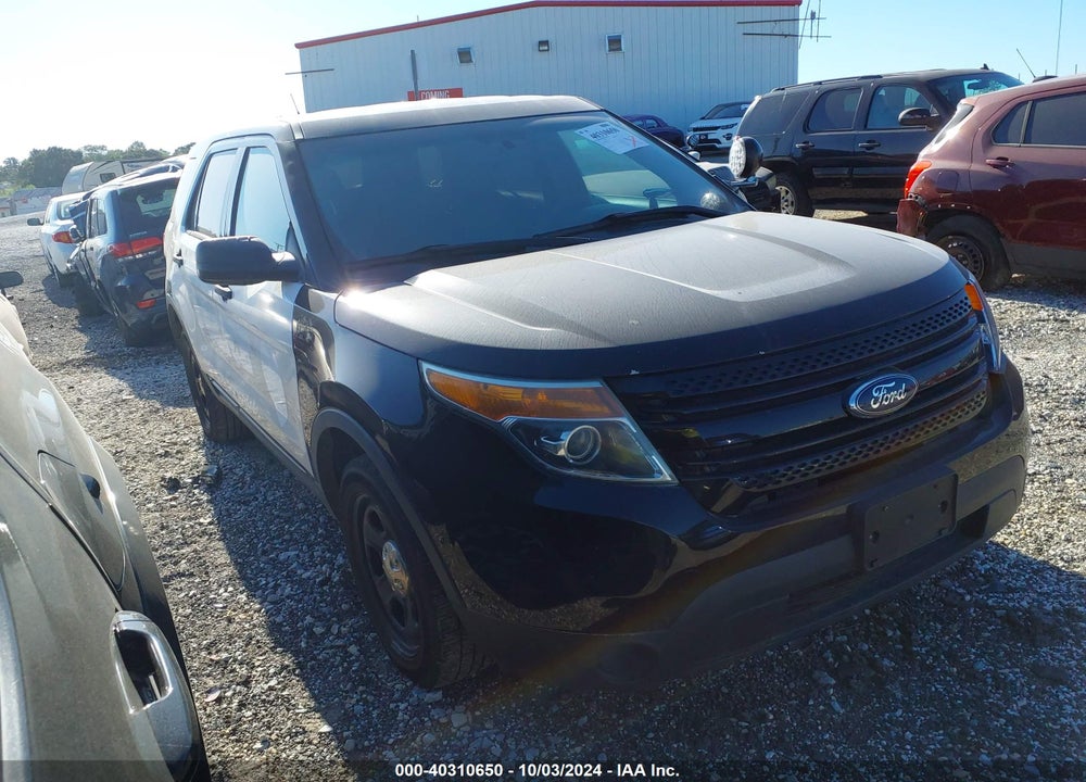 2015 FORD UTILITY POLICE INTERCEPTOR VIN: 1FM5K8AR2FGA35453