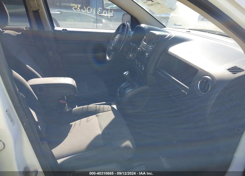 2011 JEEP COMPASS VIN: 1J4NF1FBXBD266568
