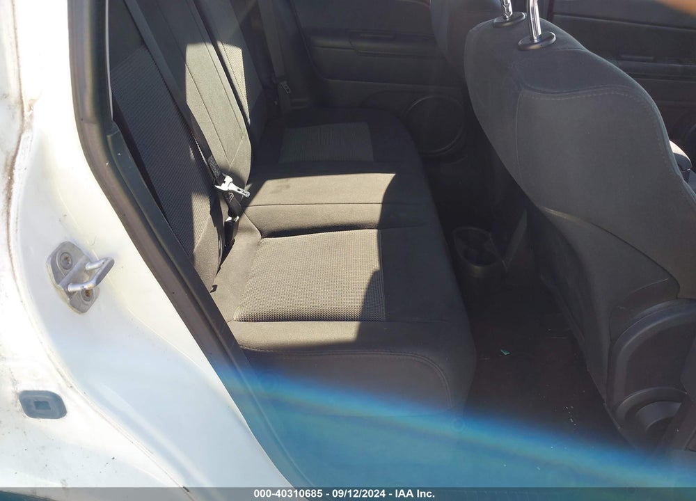 2011 JEEP COMPASS VIN: 1J4NF1FBXBD266568