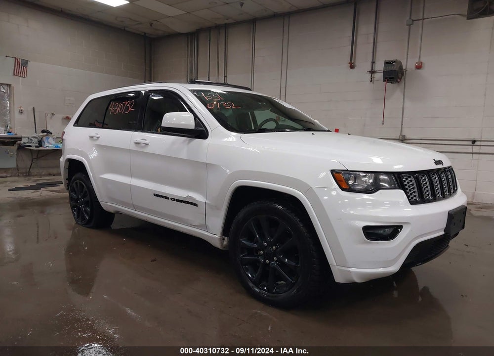 2017 JEEP GRAND CHEROKEE ALTITUDE 4X4 VIN: 1C4RJFAG6HC892137