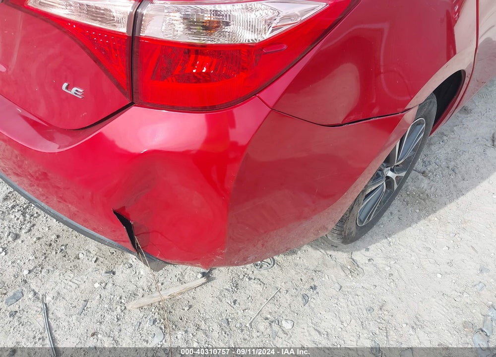 2018 TOYOTA COROLLA LE VIN: 2T1BURHE7JC058468