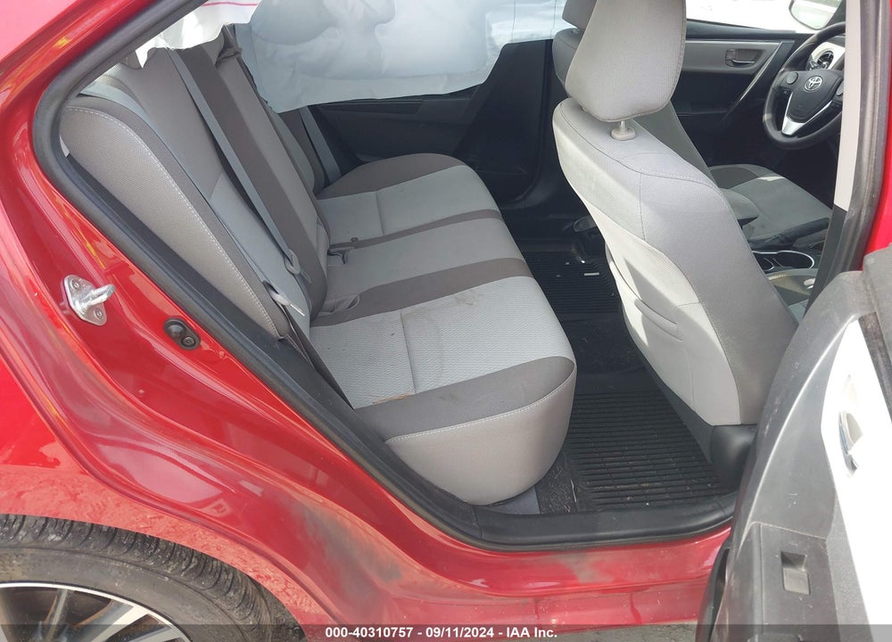 2018 TOYOTA COROLLA LE VIN: 2T1BURHE7JC058468