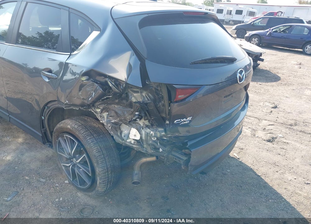2018 MAZDA CX-5 TOURING VIN: JM3KFBCM9J0461322