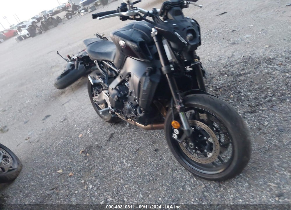 2023 YAMAHA MT09 VIN: JYARN71E4PA005424