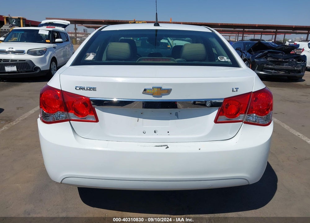 2014 CHEVROLET CRUZE 1LT AUTO VIN: 1G1PC5SB6E7110110
