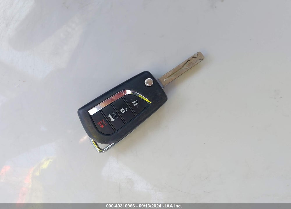 2022 TOYOTA COROLLA LE VIN: 5YFEPMAE9NP316559