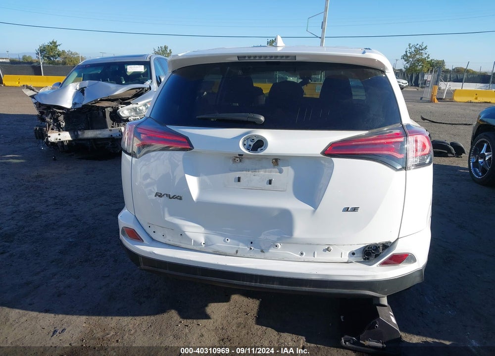2018 TOYOTA RAV4 LE VIN: 2T3ZFREV9JW468000