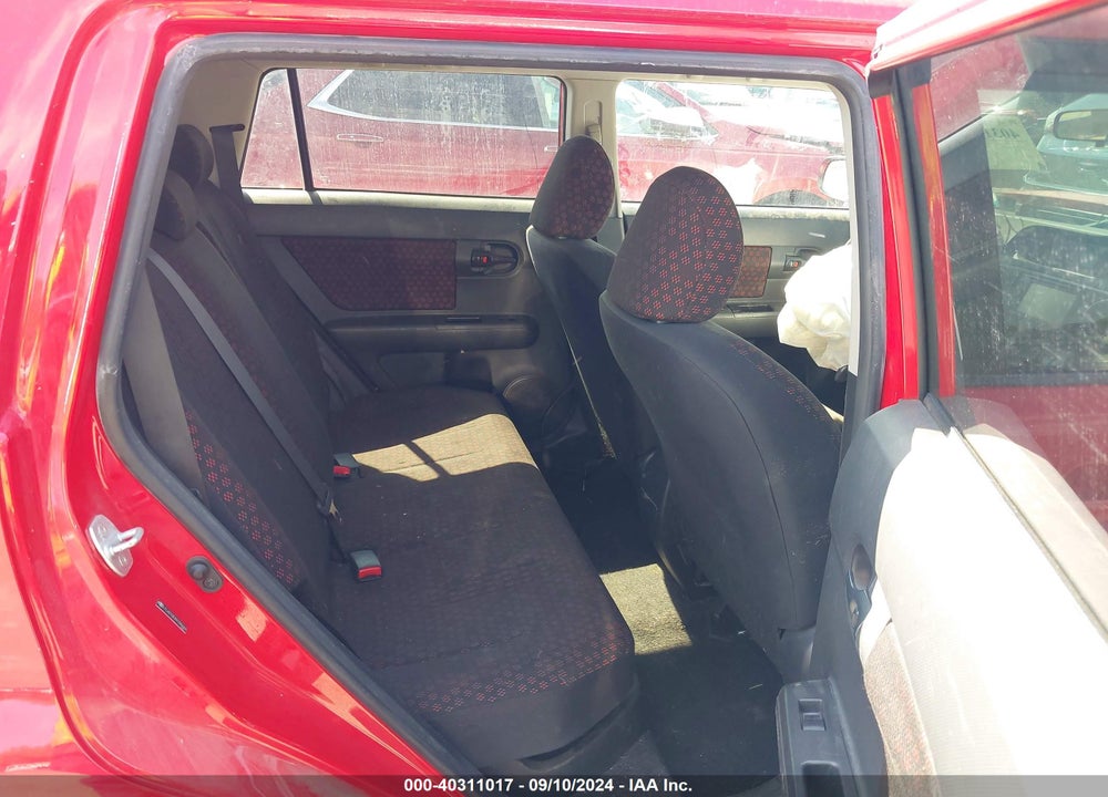 2009 SCION XB VIN: JTLKE50EX91096069