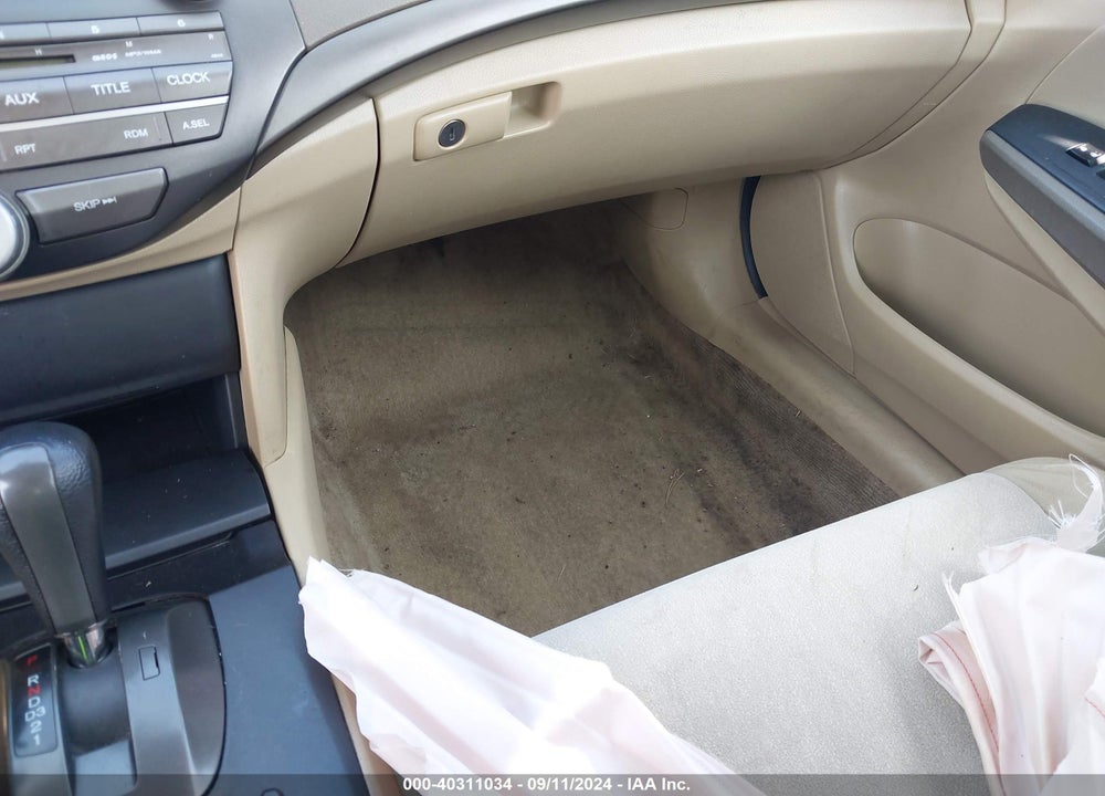 2010 HONDA ACCORD 2.4 LX VIN: 1HGCP2F32AA158651