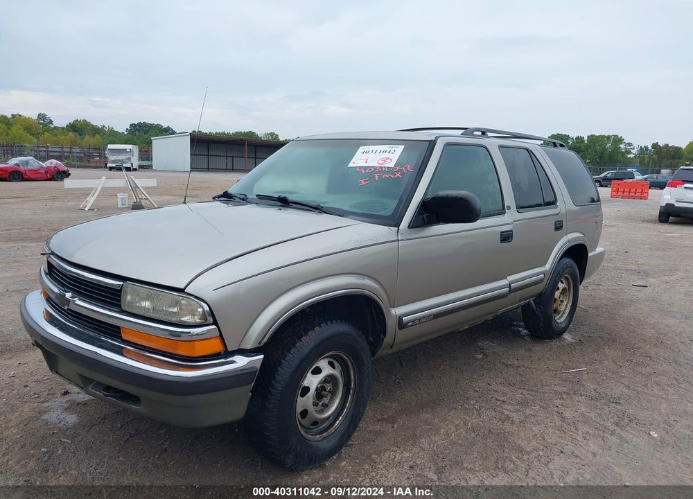 2001 CHEVROLET BLAZER LT VIN: 1GNDT13W912175682