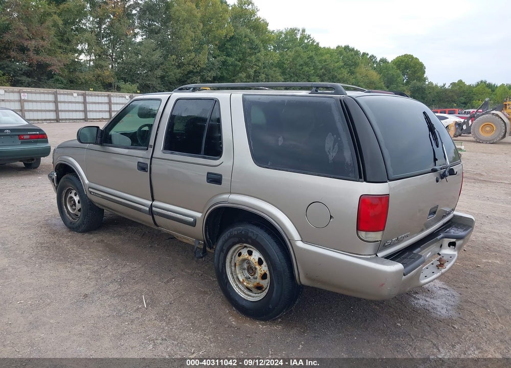 2001 CHEVROLET BLAZER LT VIN: 1GNDT13W912175682