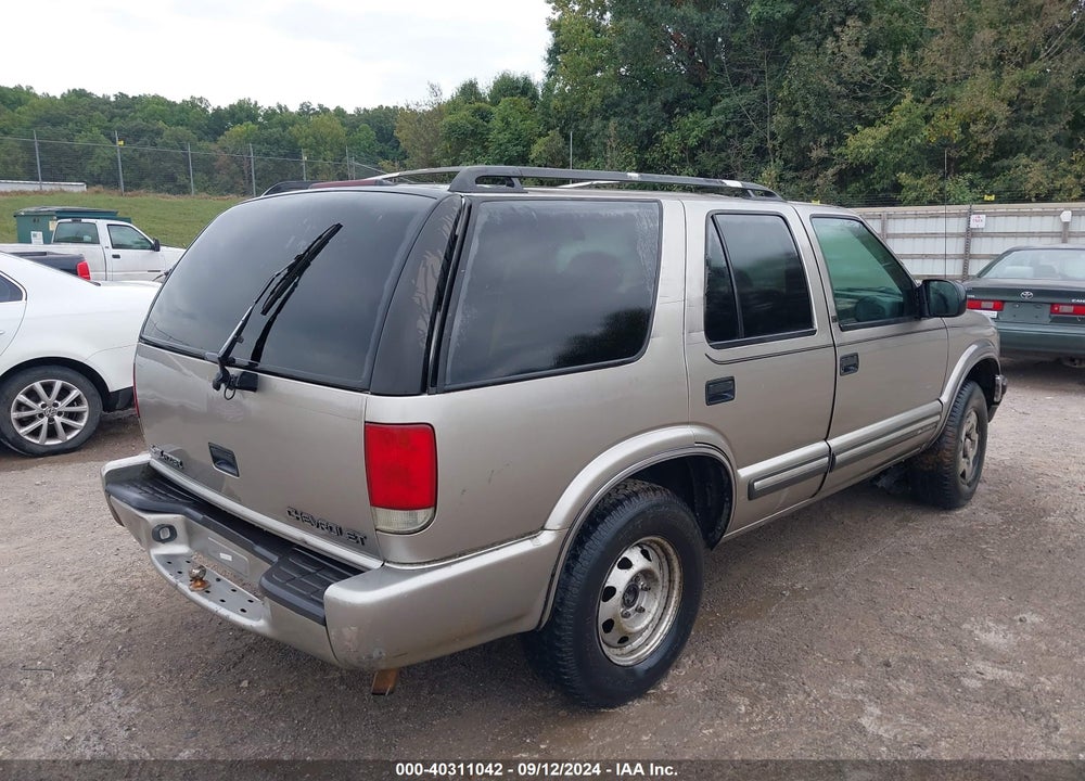 2001 CHEVROLET BLAZER LT VIN: 1GNDT13W912175682