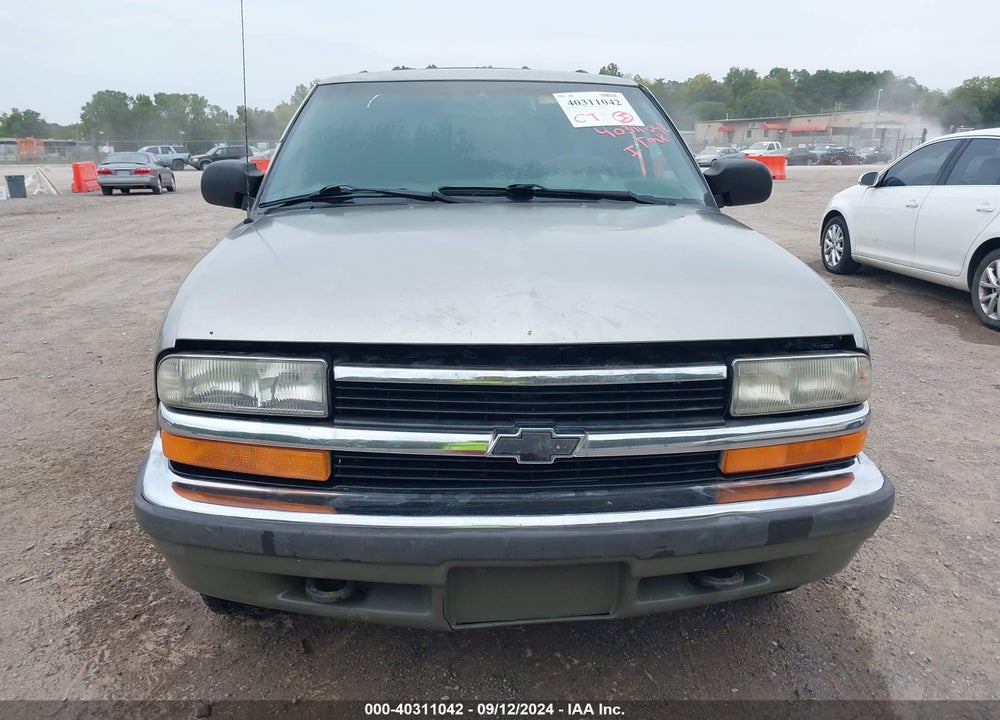 2001 CHEVROLET BLAZER LT VIN: 1GNDT13W912175682