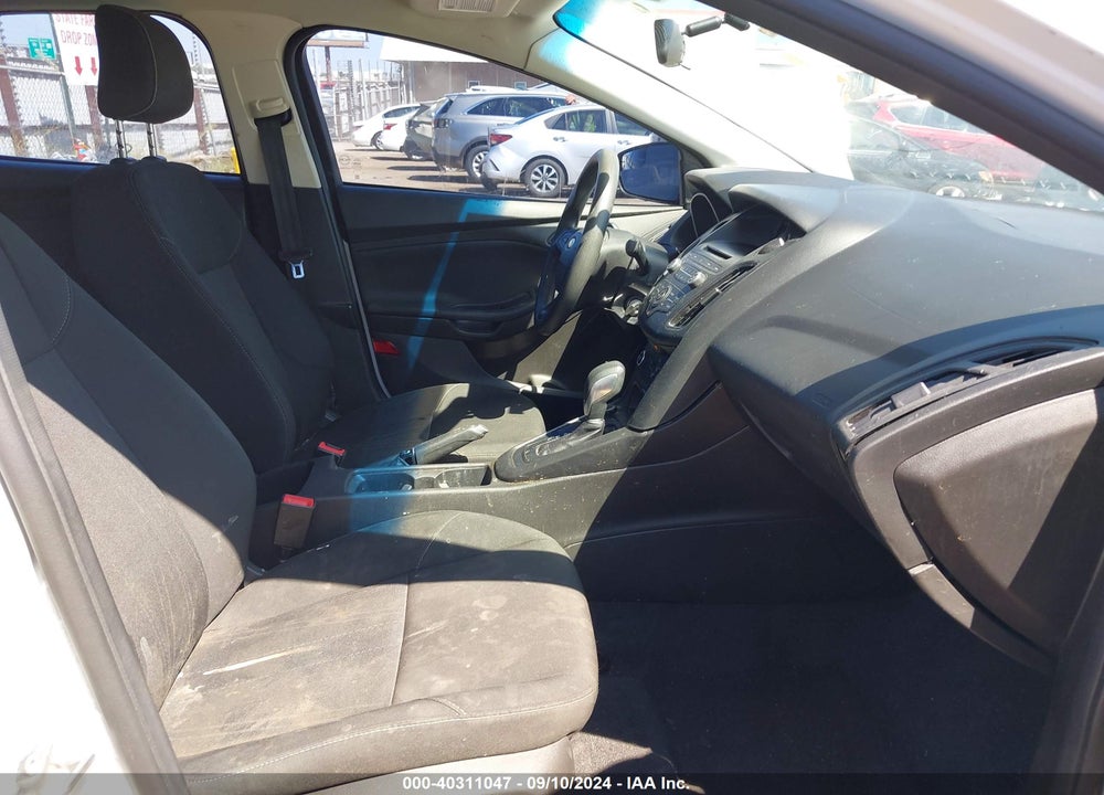 2017 FORD FOCUS VIN: 1FADP3E27HL214203