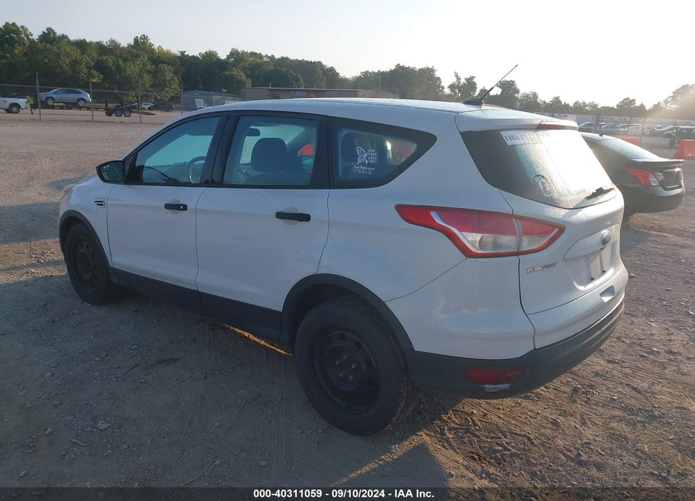2015 FORD ESCAPE S VIN: 1FMCU0F79FUA63939