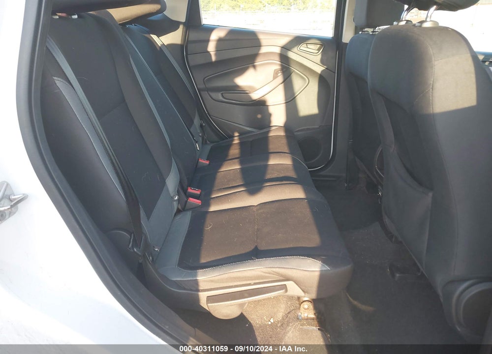 2015 FORD ESCAPE S VIN: 1FMCU0F79FUA63939