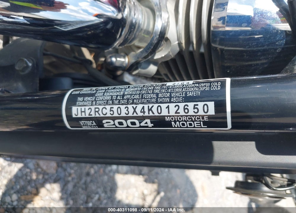 2004 HONDA VT750 CA VIN: JH2RC503X4K012650