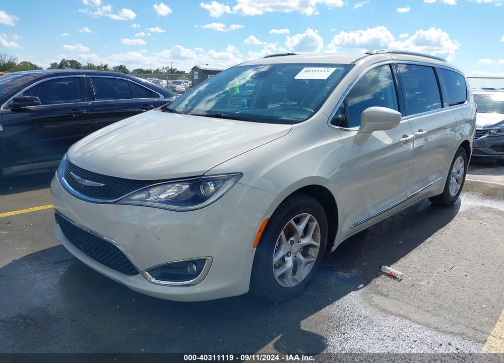 2017 CHRYSLER PACIFICA TOURING L PLUS VIN: 2C4RC1EG0HR564730