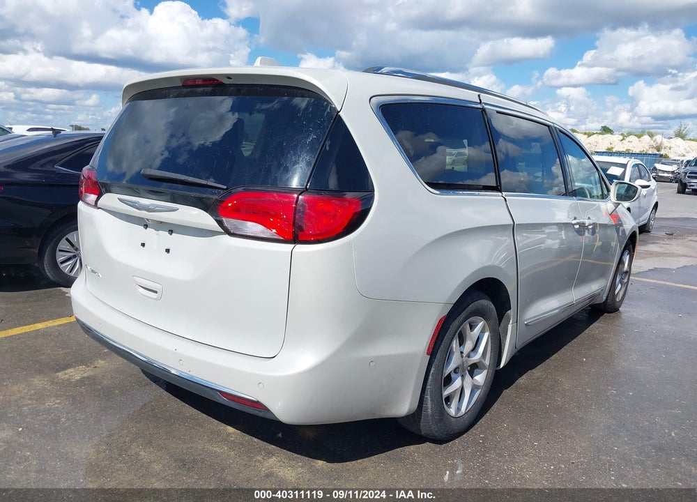 2017 CHRYSLER PACIFICA TOURING L PLUS VIN: 2C4RC1EG0HR564730