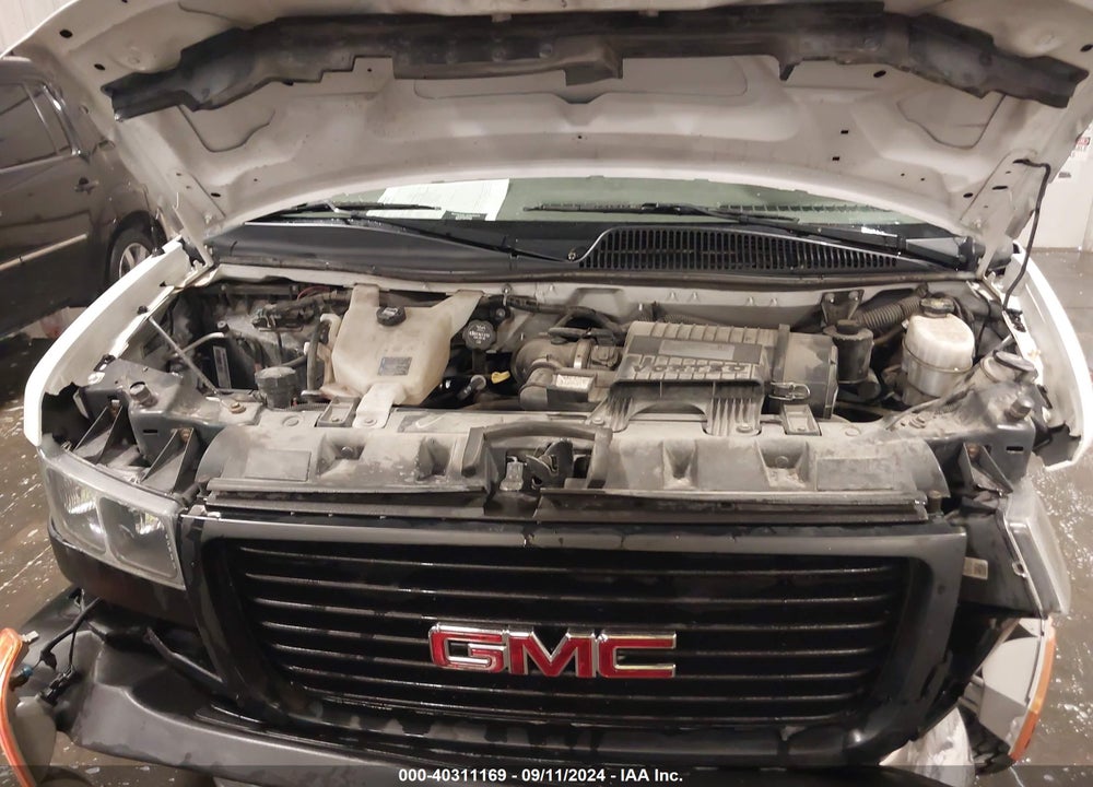 2018 GMC SAVANA 2500 WORK VAN VIN: 1GTW7AFG8J1905663