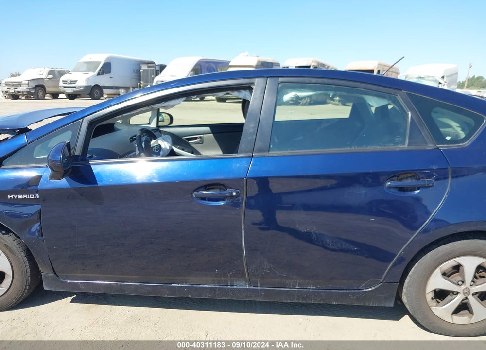 2015 TOYOTA PRIUS TWO VIN: JTDKN3DU0F0477769