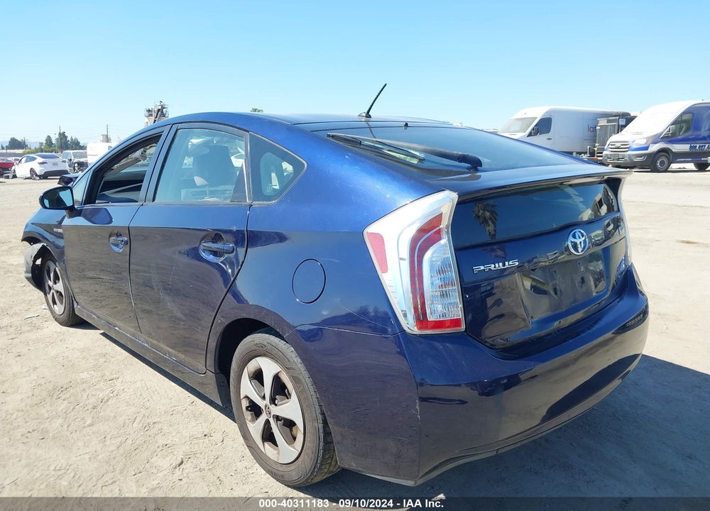 2015 TOYOTA PRIUS TWO VIN: JTDKN3DU0F0477769