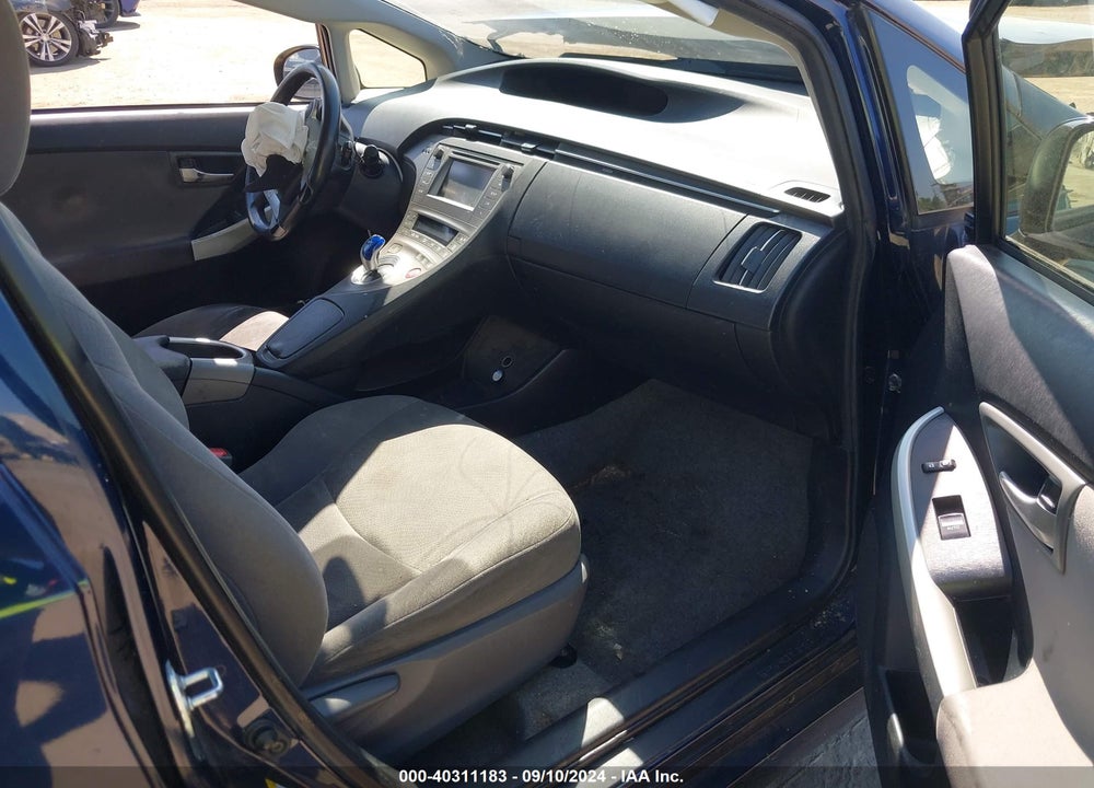 2015 TOYOTA PRIUS TWO VIN: JTDKN3DU0F0477769