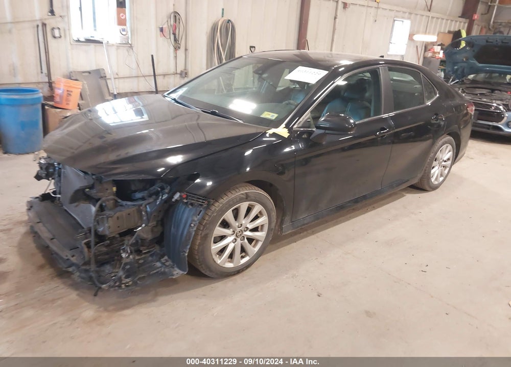 2020 TOYOTA CAMRY LE AWD VIN: 4T1C11BK1LU010415