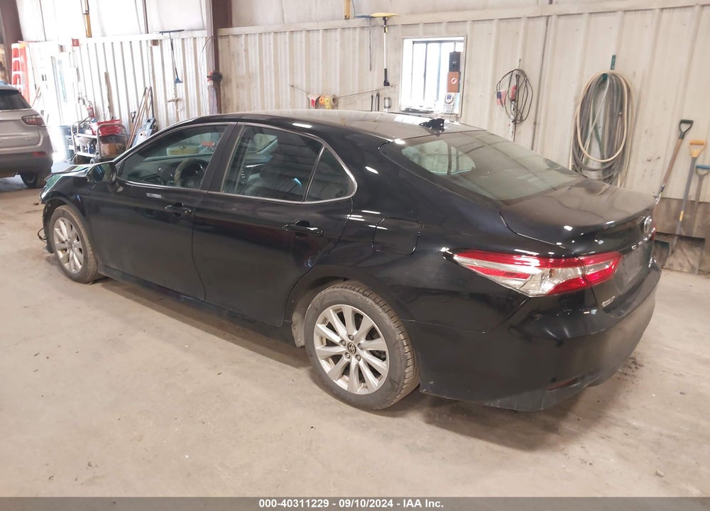 2020 TOYOTA CAMRY LE AWD VIN: 4T1C11BK1LU010415