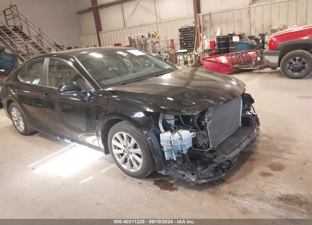 2020 TOYOTA CAMRY LE AWD VIN: 4T1C11BK1LU010415