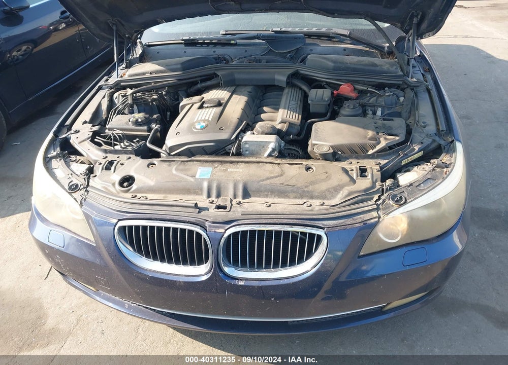 2008 BMW 528I VIN: WBANU53528CT13573