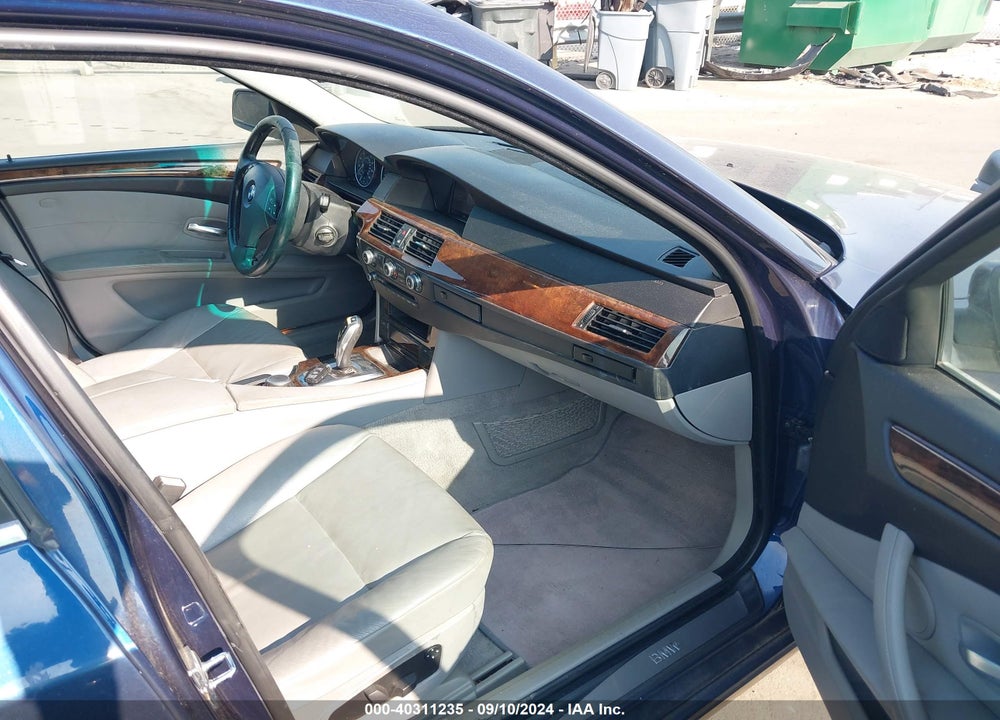 2008 BMW 528I VIN: WBANU53528CT13573