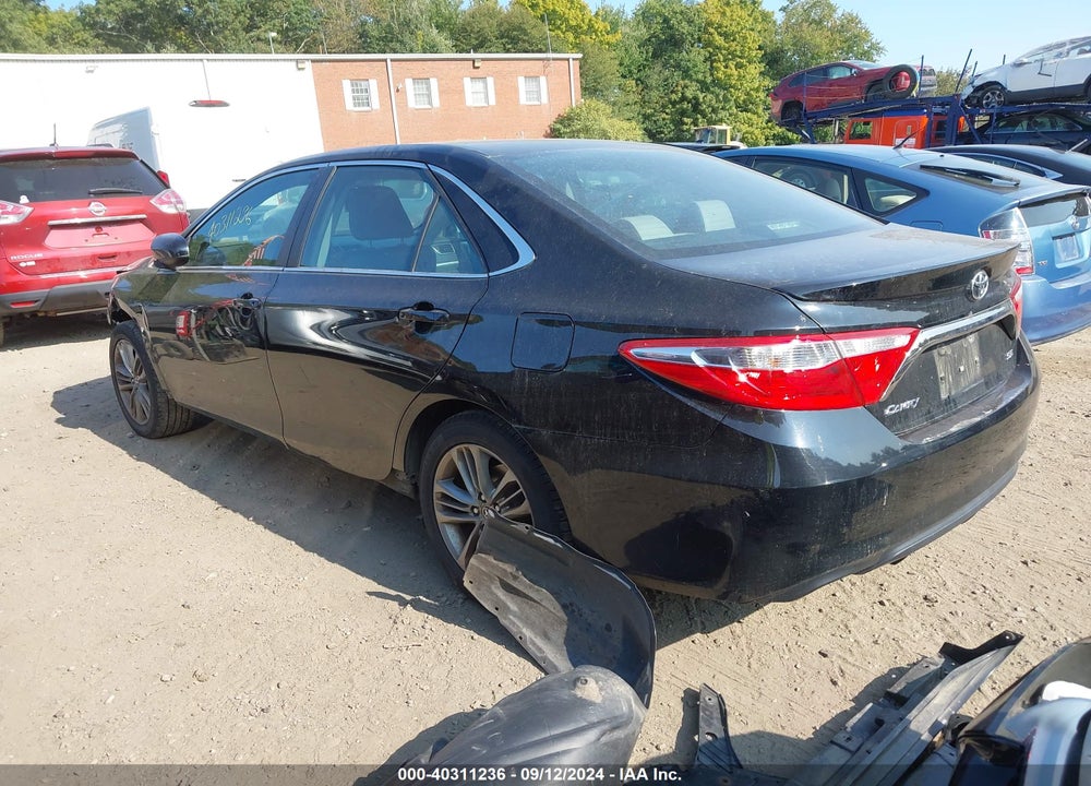 2017 TOYOTA CAMRY SE VIN: 4T1BF1FK7HU708672