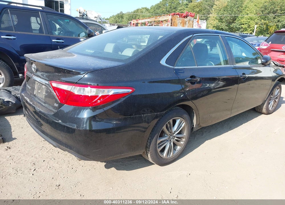 2017 TOYOTA CAMRY SE VIN: 4T1BF1FK7HU708672
