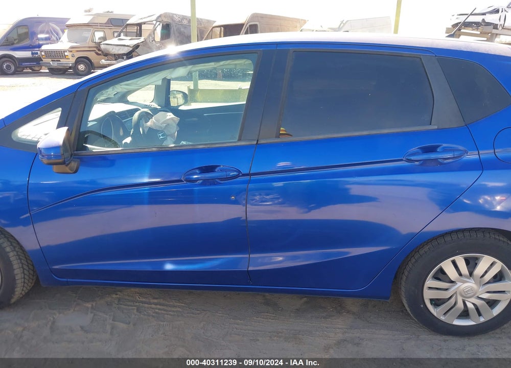 2015 HONDA FIT LX VIN: 3HGGK5H51FM712742