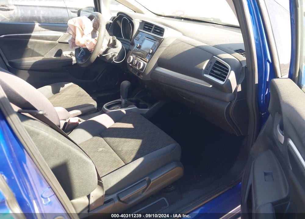 2015 HONDA FIT LX VIN: 3HGGK5H51FM712742