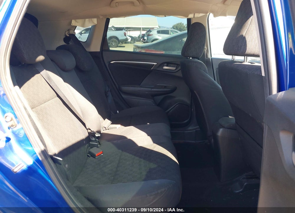 2015 HONDA FIT LX VIN: 3HGGK5H51FM712742
