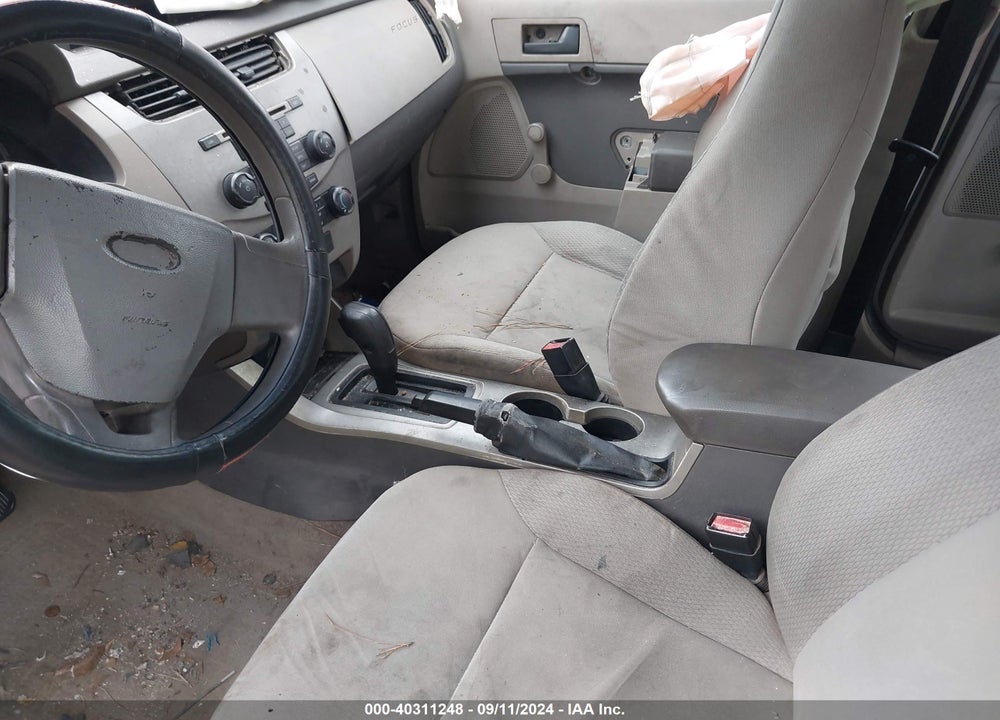2008 FORD FOCUS S VIN: 1FAHP34N58W237040