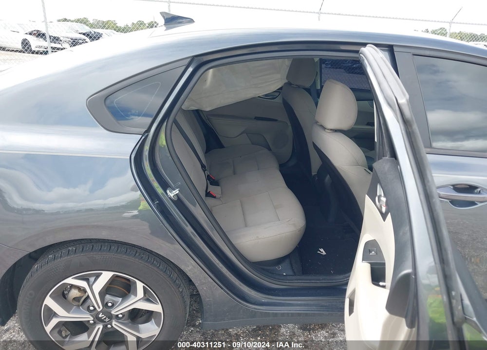 2021 KIA FORTE LXS VIN: 3KPF24AD5ME346572