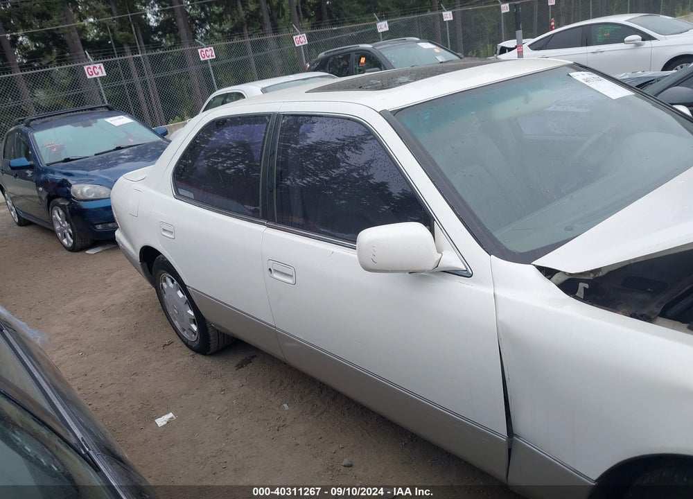 1997 LEXUS LS 400 VIN: JT8BH28F7V0092266