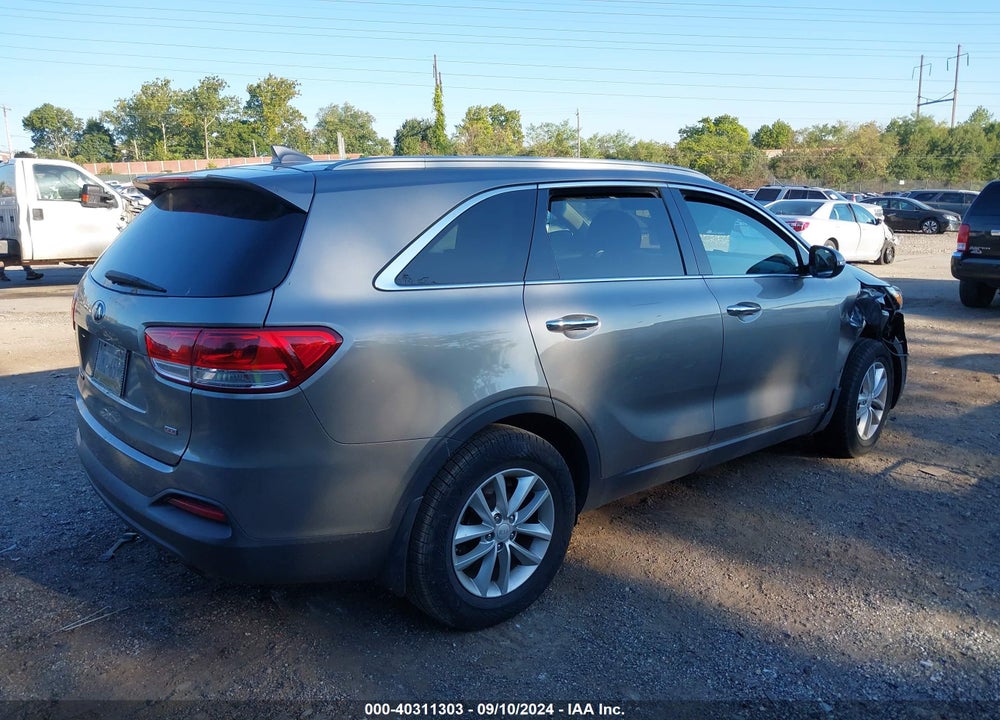 2018 KIA SORENTO 2.4L LX VIN: 5XYPGDA34JG398481