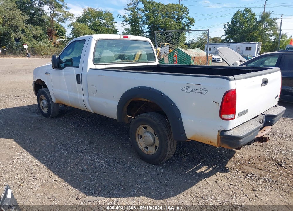 2005 FORD F-250 XL/XLT VIN: 1FTNF21535EA69334