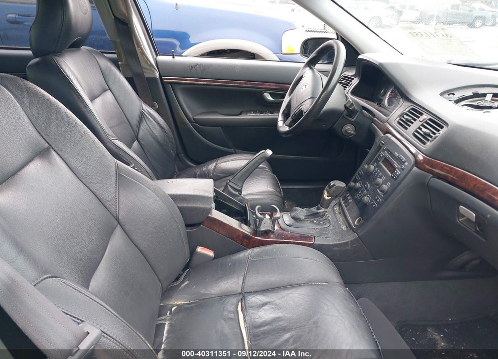 2004 VOLVO S80 T6 ELITE VIN: YV1TS91Z441342537