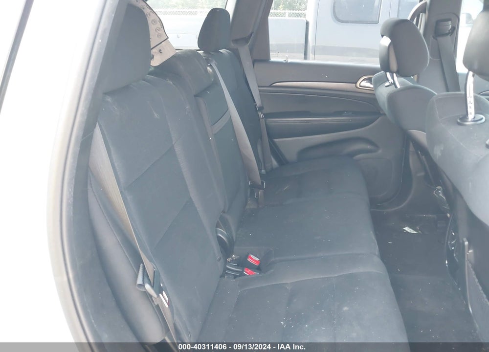2017 JEEP GRAND CHEROKEE LAREDO 4X4 VIN: 1C4RJFAGXHC683354