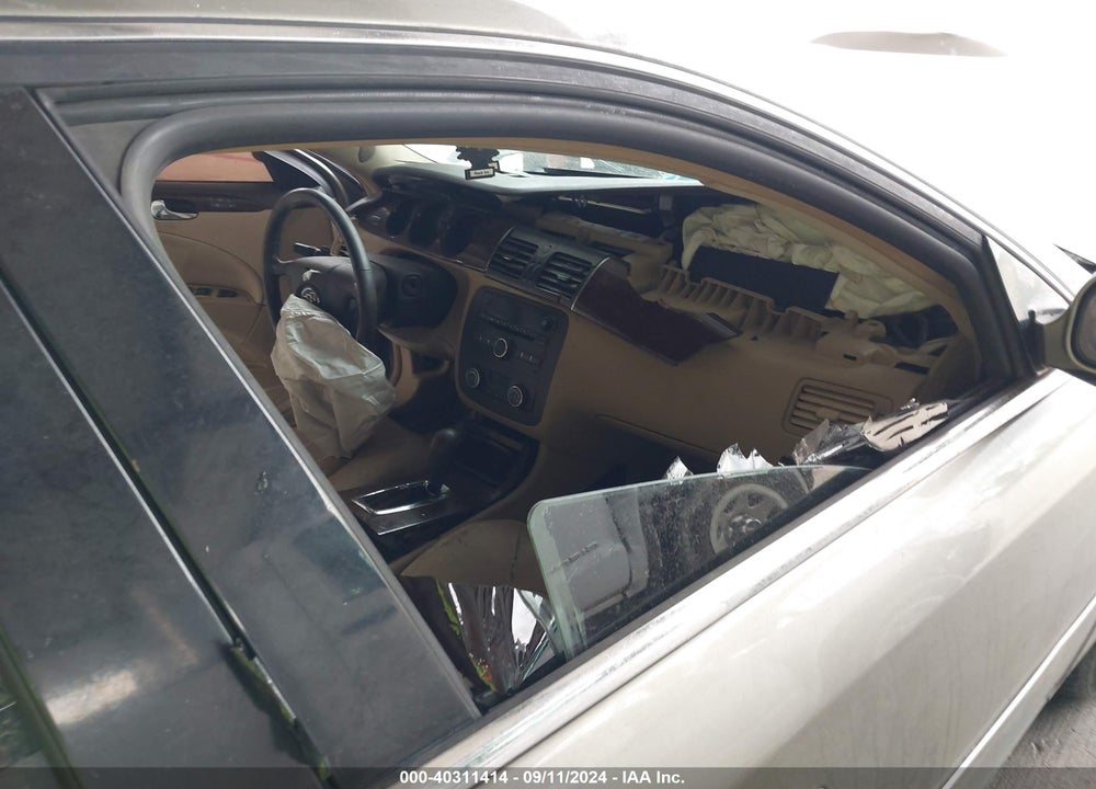 2011 BUICK LUCERNE CXL VIN: 1G4HC5EM2BU129853