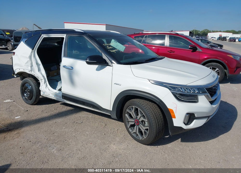 2022 KIA SELTOS SX TURBO VIN: KNDETCA22N7275365