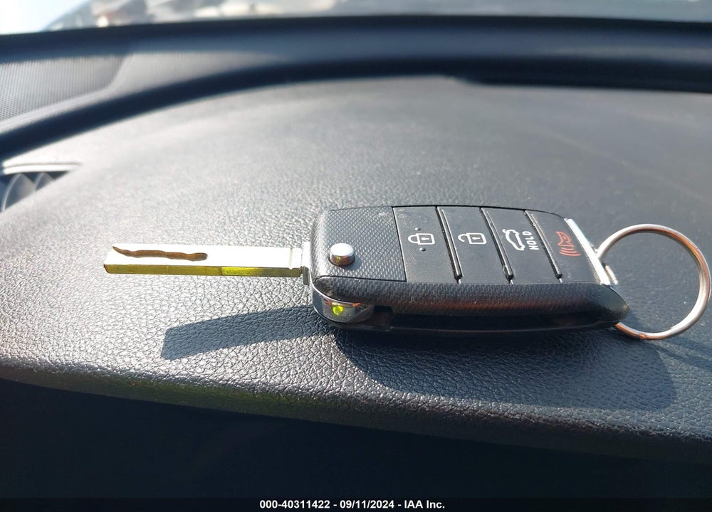 2016 KIA OPTIMA LX VIN: KNAGT4L33G5106990