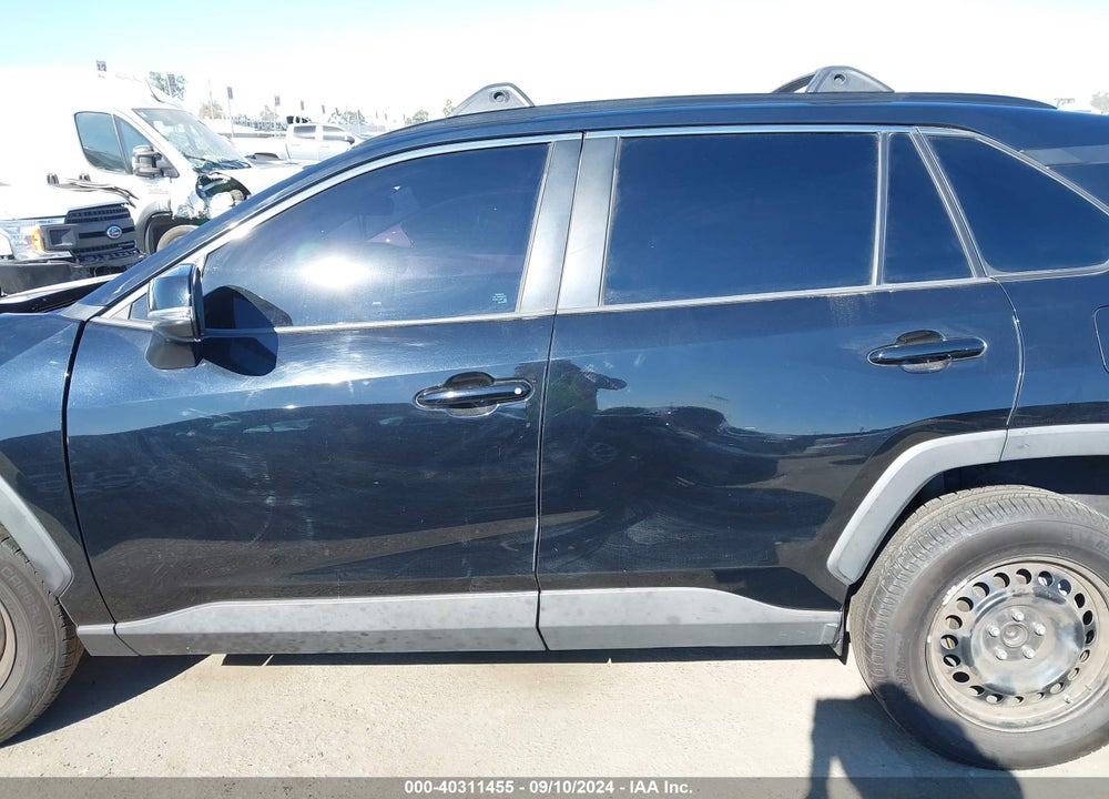2019 TOYOTA RAV4 LE VIN: 2T3K1RFV7KW050311