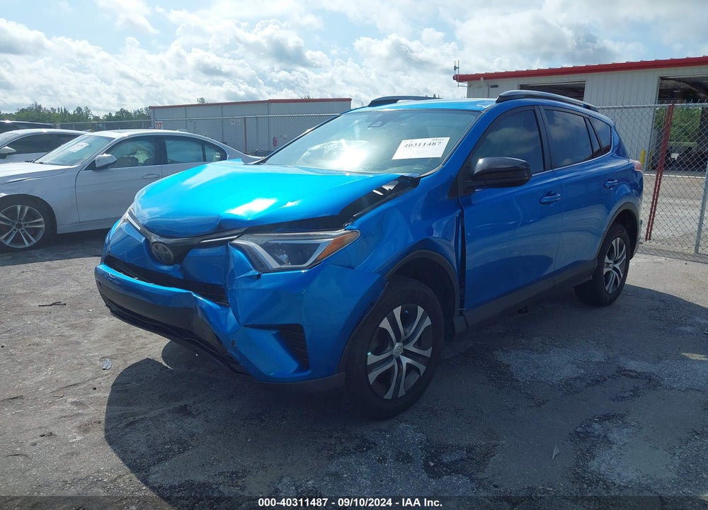 2017 TOYOTA RAV4 VIN: JTMZFREV4HJ112174